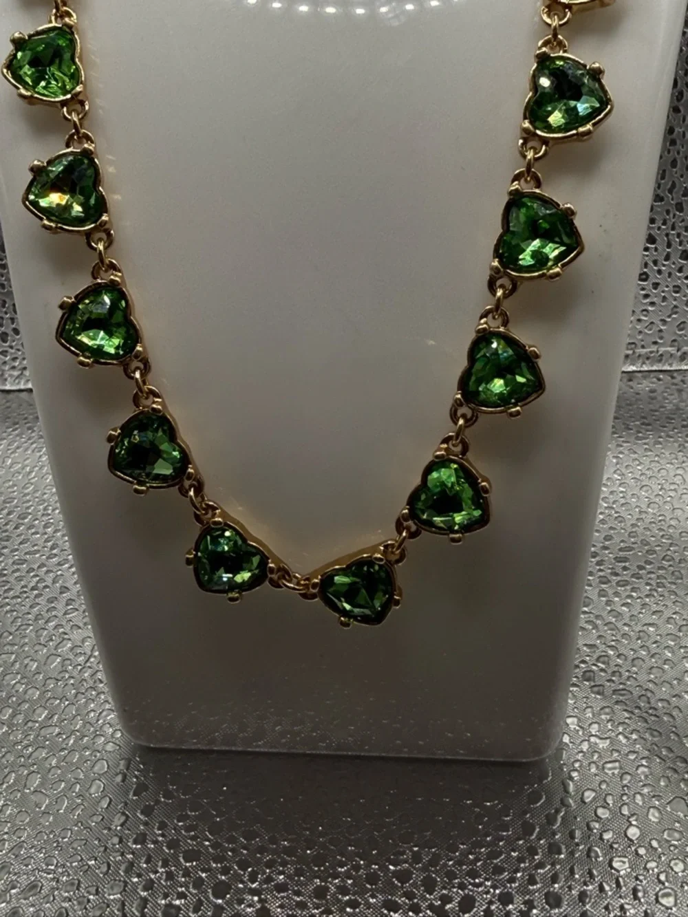 Oscar de la Renta Love Heart Green Necklace